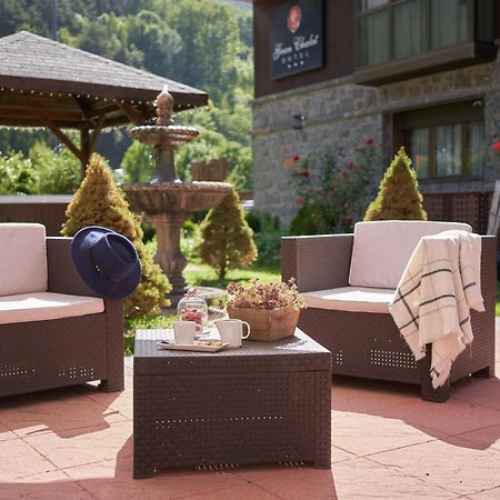 Gran Chalet Hotel & Petit Spa Vielha Exteriör bild