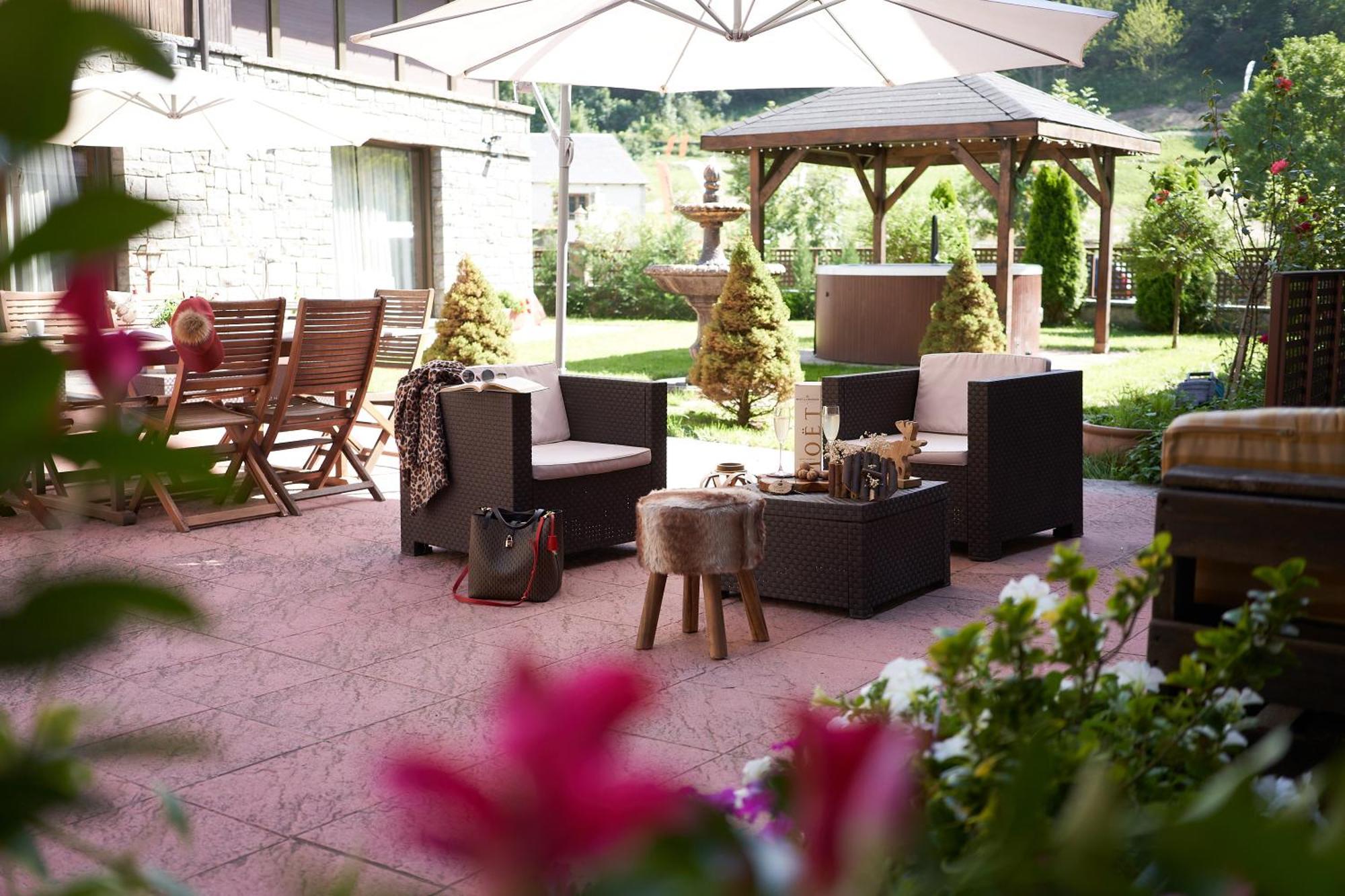 Gran Chalet Hotel & Petit Spa Vielha Exteriör bild
