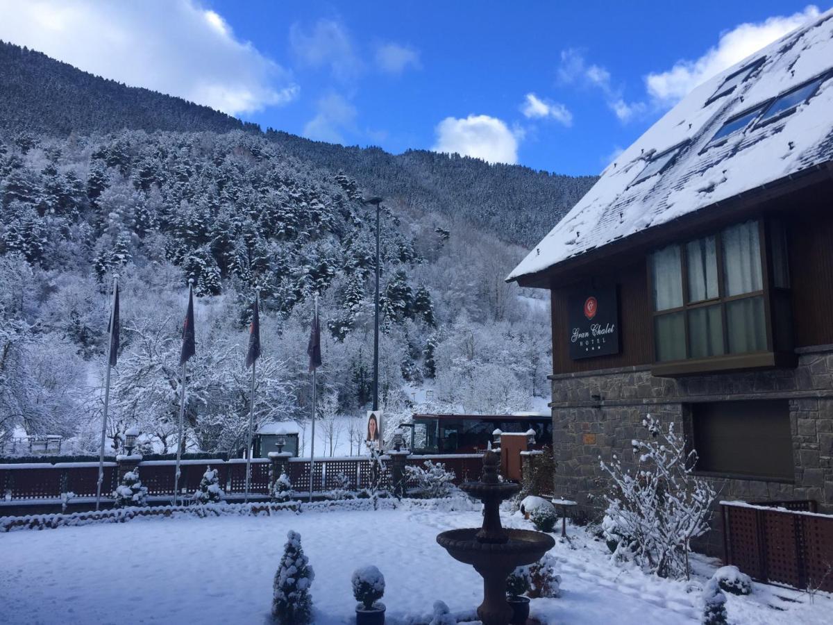 Gran Chalet Hotel & Petit Spa Vielha Exteriör bild